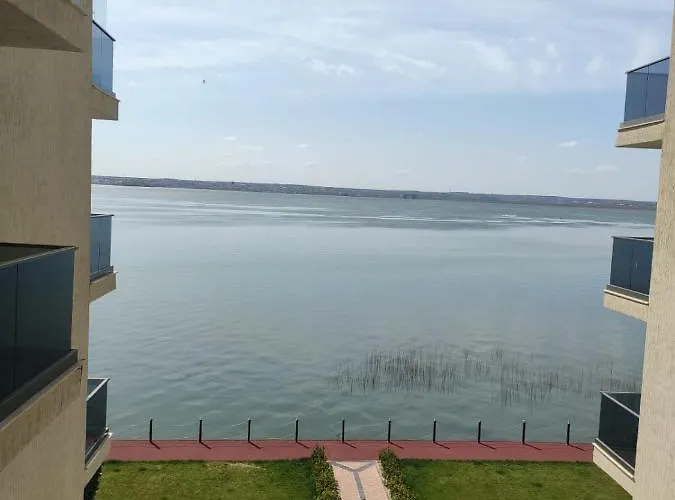 Butoaie アパート *